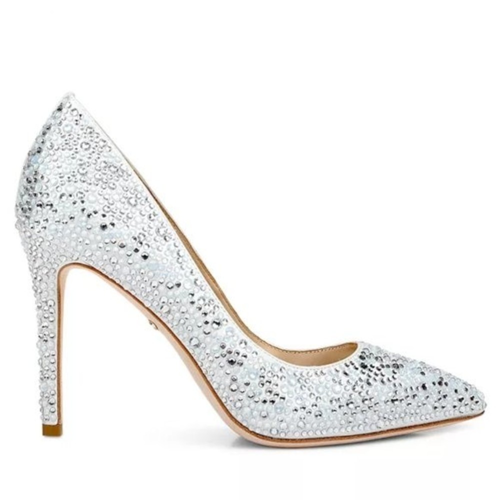 Badgley Mischka Size 8 Bethany Jeweled Stiletto White Satin Pumps Heels Shoes
